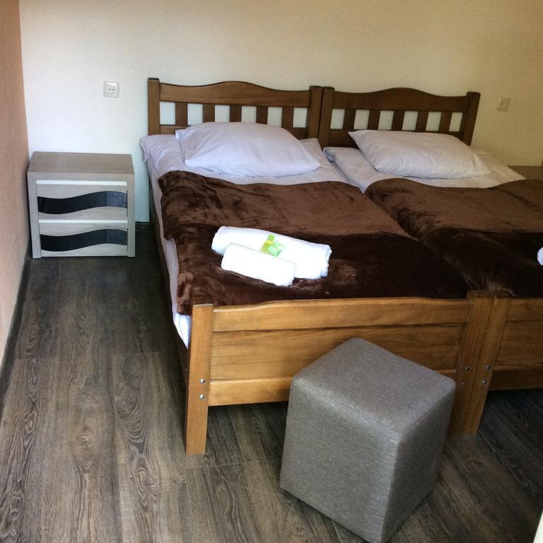 Guest House Chuta In Lagami 梅斯蒂亚 外观 照片