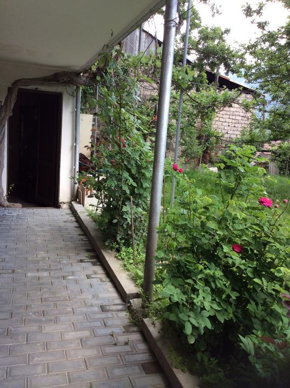 Guest House Chuta In Lagami 梅斯蒂亚 外观 照片